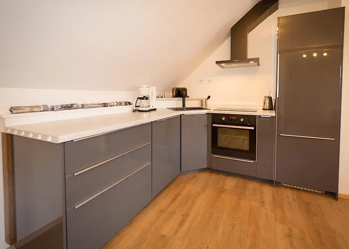 Altstadtflair Апартаменти Шладмінг