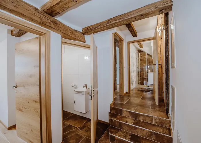 Altstadtflair Апартаменти Шладмінг