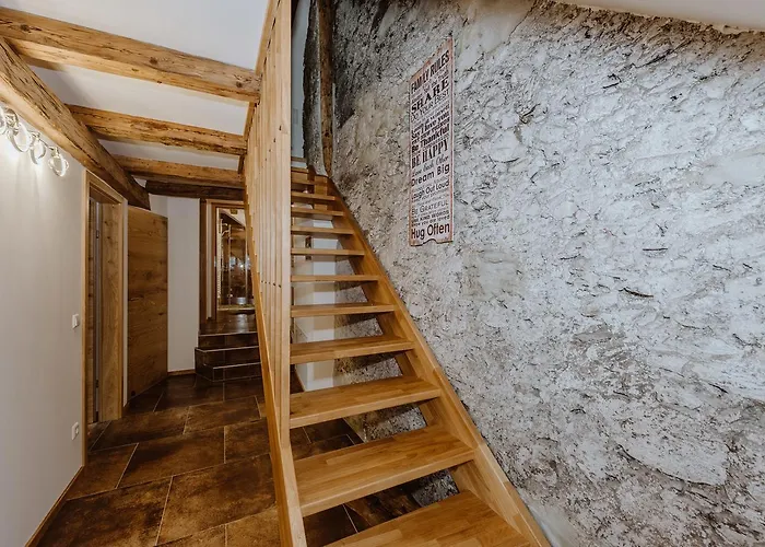 Altstadtflair Апартаменти Шладмінг